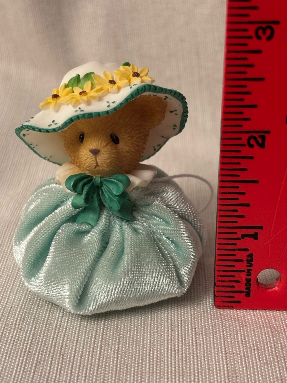 Miniature bean bag with figurine bear head with Yellow Flower Hat - Picture 6 of 8